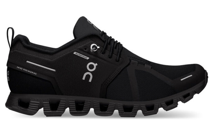 Cloud 5 Waterproof ”Hel svart”