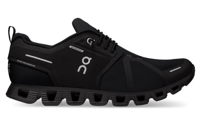 Cloud 5 Waterproof ”Svart Vit”