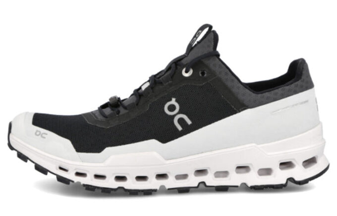 Cloud Ultra ”Svart Vit”