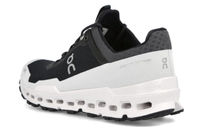 Cloud Ultra ”Svart Vit”