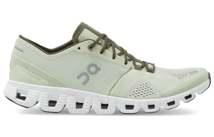 Cloud X ”Aloe White”