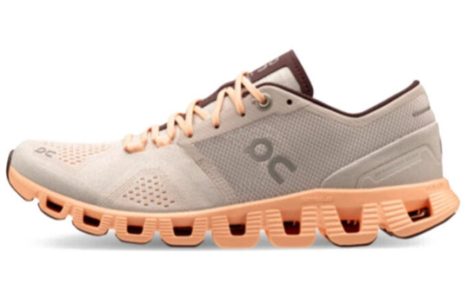 Cloud X ”Silver Almond”