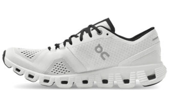 Cloud X ”Vit Svart”