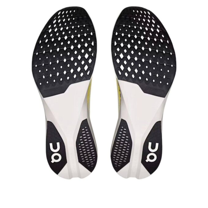 Cloudboom Strike LS ”Vit Lime”