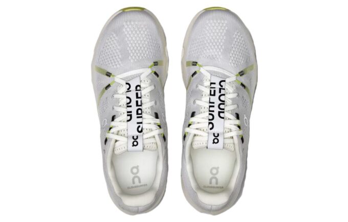 Cloudsurfer ”Vit Sand”