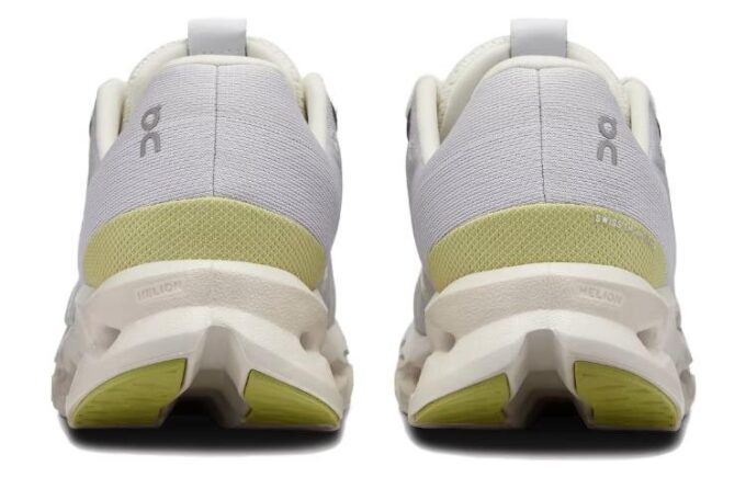 Cloudsurfer ”Vit Sand”