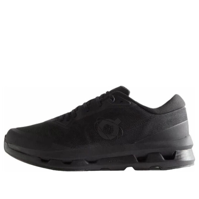 On Running x Kith Cloudzone ”Svart”