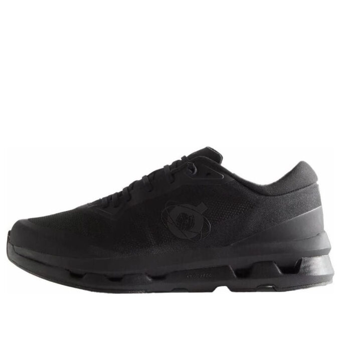On Running x Kith Cloudzone ”Svart”