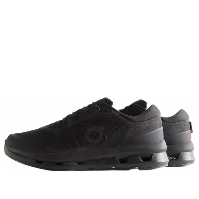 On Running x Kith Cloudzone ”Svart”