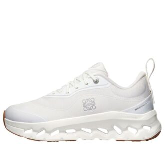 On Running x LOEWE Cloudtilt 2 ”Helvit” On Running x LOEWE Cloudtilt 2 ”Helvit”