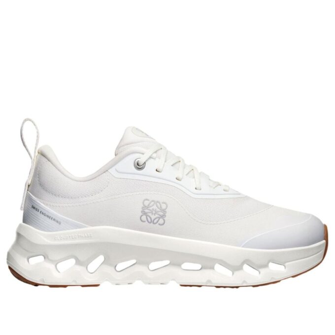 On Running x LOEWE Cloudtilt 2 ”Helvit” On Running x LOEWE Cloudtilt 2 ”Helvit”