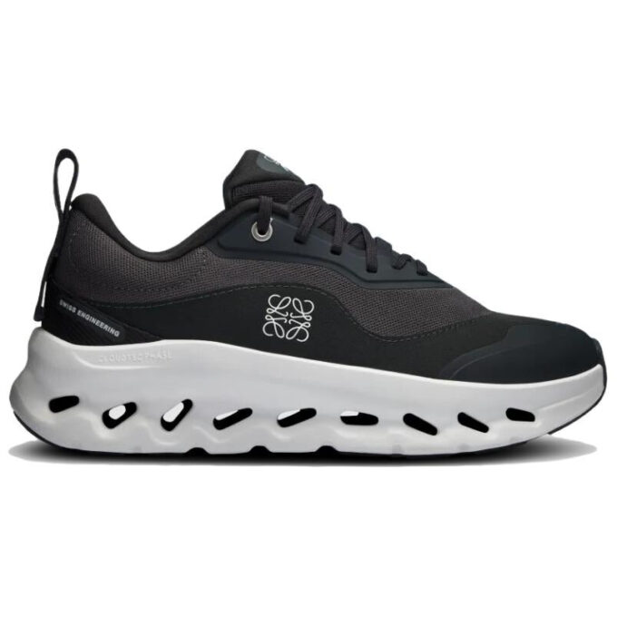 On Running x LOEWE Cloudtilt 2 ”Svart”