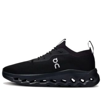 On Running x LOEWE Cloudtilt ”Hel svart”