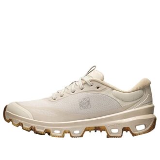 On Running x LOEWE Cloudventure 2 ”Sand”