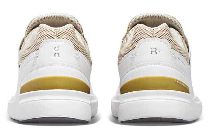 THE ROGER Advantage ”Vit Brons”